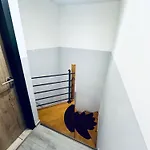 Et Sdd Privees Dans Maison Partagee Avec Des Residents Δωμάτια σε οικογενειακή κατοικία *