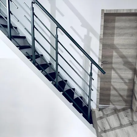 Et Sdd Privees Dans Maison Partagee Avec Des Residents