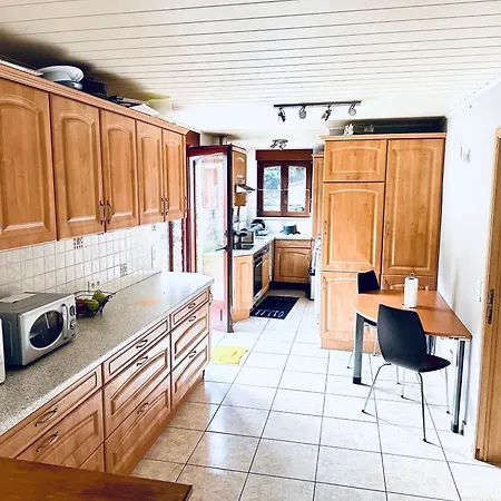 Et Sdd Privees Dans Maison Partagee Avec Des Residents * Mons